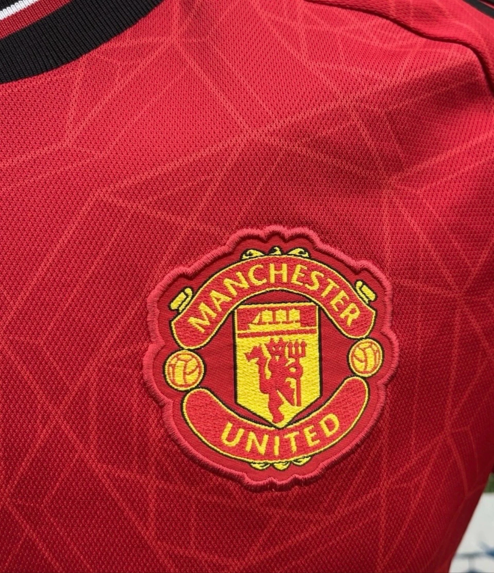 Fernandes Manchester United shirt – photo 7